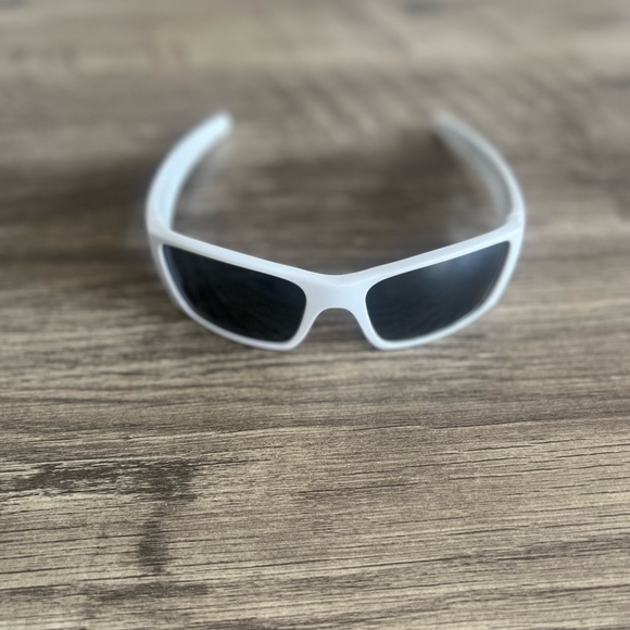 Oakley sunnies main image 5